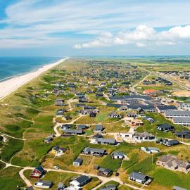 4 person holiday home in Ringkøbing, hotel in Ringkøbing
