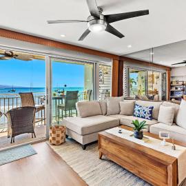 Lahaina Roads 306