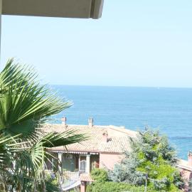Blue Horizon Apartment, hotell i Marina di San Vito