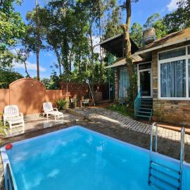 Country Side Pool Villas Wayanad by Privacy Homes、Tariyodのホテル