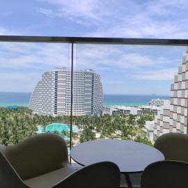 Panacea Beachfront Apartment - The Arena Cam Ranh, hotel din Thôn Hòa Ða