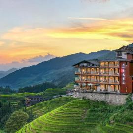 Floral Lux Hotel--Panoramic View of Terrac,Sunrise, Heated Pool & Affordable Luxury, hotell i Longsheng