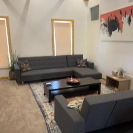 HUGE Vintage 3BR Downtown Loft