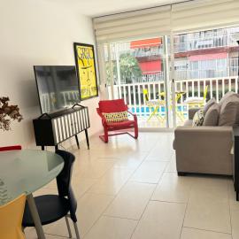 Escápate al Sol Apartamento con Piscina y Playa Cercana