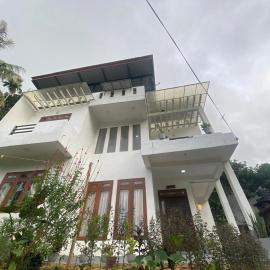 Kandy White Homestay