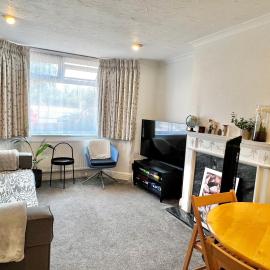 Harry Potter Studios Bungalow and Private Garden with Parking