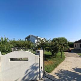 Seosko domaćinstvo Momo