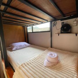 Blueka Hostel Ko Chang โรงแรมในBan Phai Bae