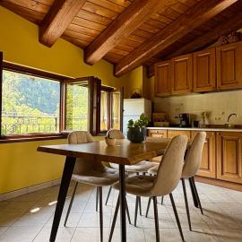 Casa Ferrero - appartamenti, Hotel in Paesana