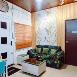 Cecilia's Homestay-8 to 10 pax