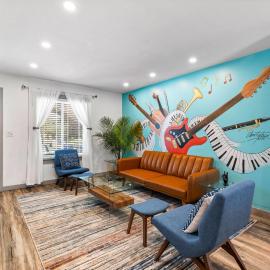 Cool Vibes Music Capital SoCo Townhome!, ξενοδοχείο στο Ώστιν