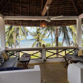 Mafia Beach Bungalows sea view, Hotel in Utende