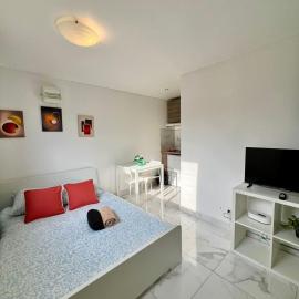 Chemin de fer, charmants appartements, Hotel in Gagny