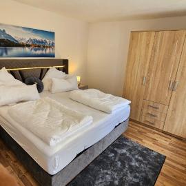 Smart Stay Apartments Nähe Augen und Knappschaft klinikum Saar 7 min Fussweg