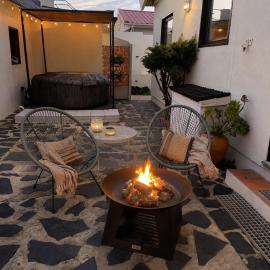 SixtyNine Beach Cottage