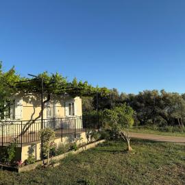 Lixouri Cottage, hotel di Lixouri