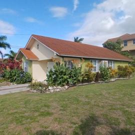 Palm Breeze Cottage