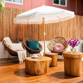 Quiet Mornings in Playa, King & 2BR Suites, Sleeps 2-8, Kitchen WiFi AC, Beach, 5th Ave, ADO & Ferry 4 Min, hotel em Playa del Carmen