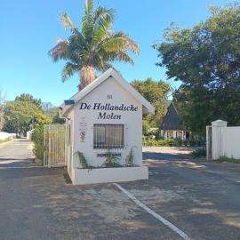 Family Resort Escape De Hollandsche Molen, hotel u gradu Hou Moed