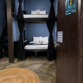Cloud 9 Cubic Hostel