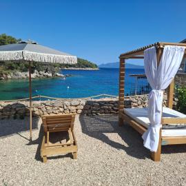 Robinson Medvidna Hvar Apartments – hotel w mieście Zastražišće