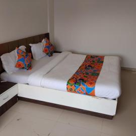 Hotel Pratiksha