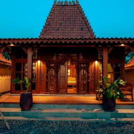 Sattura Villa Lawar