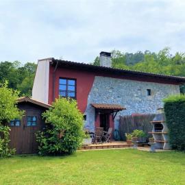 La Casina de Orfeo Cuenco Cangas de Onís VV-1901-A、カンガス・デ・オニスのホテル