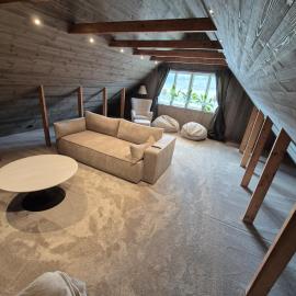 Newly built guest house, hotel a Knisselbo