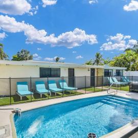 Surfs up - 4 Bdrm House W Pool