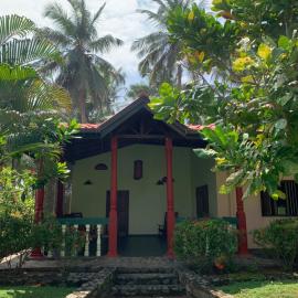 Private Beach, 2 Acres, 2 Villas at the Beach