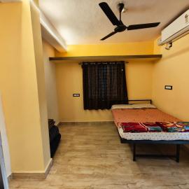 Geeta home stay