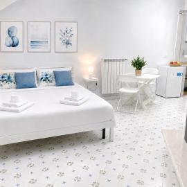 Al Castello B&B, готель у місті Еболі
