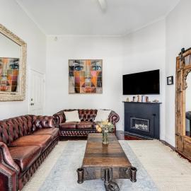 The Stables Historic luxurious beach side stay