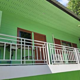 Mommoth Apartment