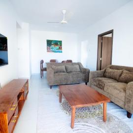 Coastal Comfort - 2BR 2BA Haven in Fumba Town