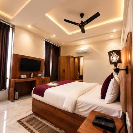 Hotel Grand Majestic Near Jay Pee Palace