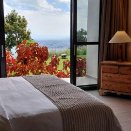 RUBONA HILL Lodge