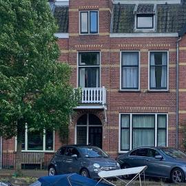 Luxurious-3-story-waterfront-Canal-House-near-Utrecht-and-Amsterdam-in-Maarssen-with-AC