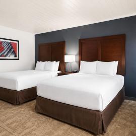 Alamo Inn & Suites