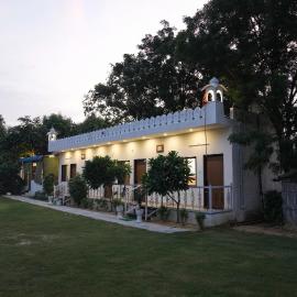 Hari Om Tatsat Farm Stay, hotel en Pushkar