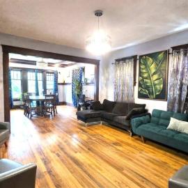 4BR Full Family House