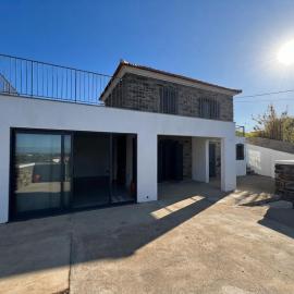 Casa do Avô Abel - Rustic Charm with Modern Touch, hotel v mestu Ponta do Sol