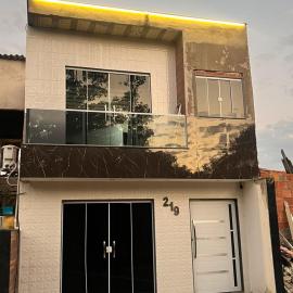 Casa ao lado da rodoviária com ar condicionado