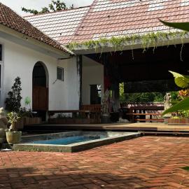 Southern Oasis Backpackers