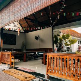 Southern Oasis Backpackers