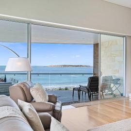 Platform 39 Front Row Ocean Views & Beach Access, hotel a McCracken