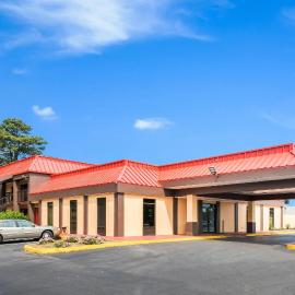 Econo Lodge Columbus near Airport