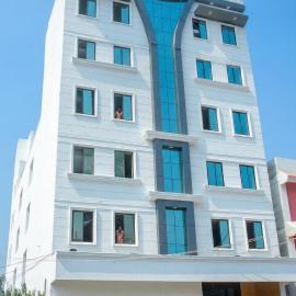 Pondy MGR Residency Starlight Hotels, khách sạn ở Pondicherry
