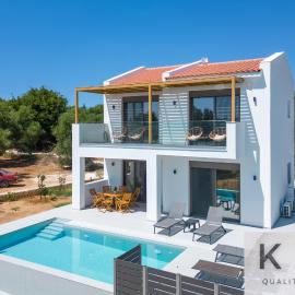 Mira Mare villa with private pool in Pessada